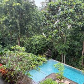 Raka Rai Bungalows