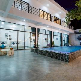 THE I-CON Luxury PoolVilla Pattaya Ocean Yacht Club 10 Bedrooms