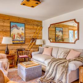 Cosy Flat Steps to Cable Car, hotel i Champéry