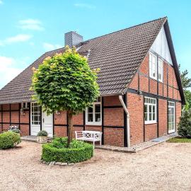 Landhaus Köhn - Ostholstein, hotel a Giekau