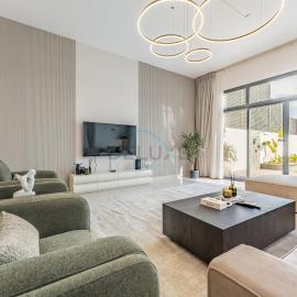Bright Villa with Breathtaking Sea Views, Assistant Room, and Private Pool - Al Dana Island, Fujairah by Deluxe Holiday Homes