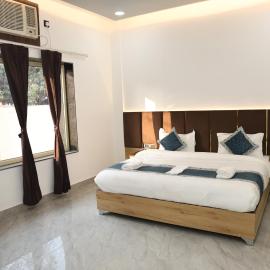 Gulmohar Resort