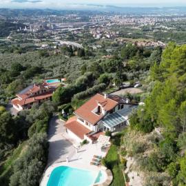 Scappo in Umbria, Villa Elena, hotel v destinácii Terni