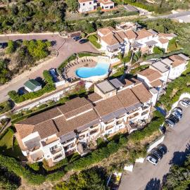 Residence Ea Bianca, hotel a Cala Bitta