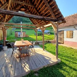First house of the village, hotel in Hoghilag