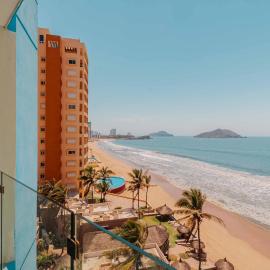 Garner Hotel Mazatlan Beach by IHG, hotel v destinaci Mazatlán