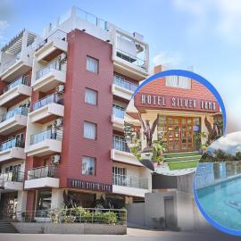 Hotel Silver Land New Digha with Rooftop Pool, hotel v destinaci Digha