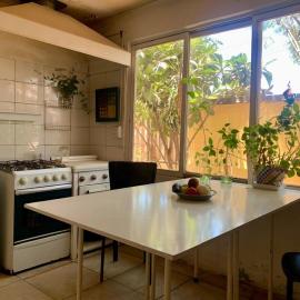 Casa cerca de Ovalle o Punitaqui con árboles y patio, отель в городе Овалье