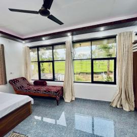 Bethel Homestay, hotelli kohteessa Pooppara