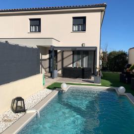 House for 6 people private pool, air conditioning,, hotel a Manosque
