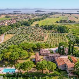Nice Home In Tuoro Sul Trasimeno, hotel in Tuoro sul Trasimeno