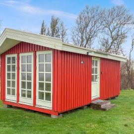 Stunning Home In Samsø With House Sea View, hotel en Kolby Kås