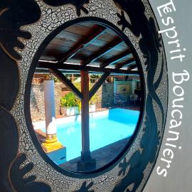 Hotel Les Boucaniers，安巴多羅卡的飯店
