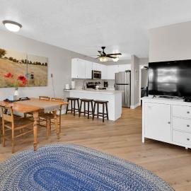 Eden Valley Condo Mountain Views Hot Tub & Family Fun, готель у місті Eden