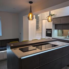 Spacious home in heart of St Albans, hotel u gradu 'Saint Albans'