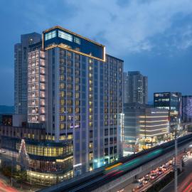 I Square Hotel โรงแรมในGimhae