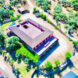 Finca El Encinar- Casa Rural -Eventos โรงแรมในSegurilla