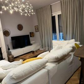 Valamar Elite Seafront Luxury Villa with Private Pool, hotel u gradu Mullini i Danit
