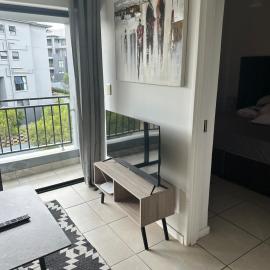 Urban retreat Fully Furnished Apartment