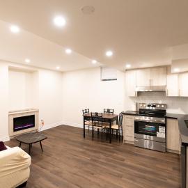 New Basement Apartment with parking, hotel in Oakville