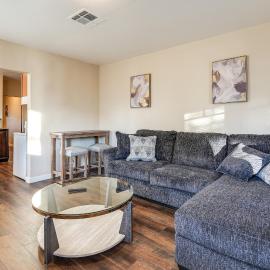 1 Mi to Dtwn, Chase Field! Getaway Near Light Rail