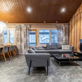Villa Kataja by Holiday in Lapland, hotell i Ylläs