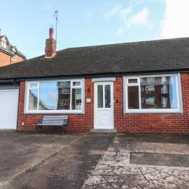 Beach Side Bungalow, hotel a Lytham St Annes