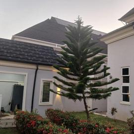 Premium 3 Bedroom Villa Upscale Alagbaka Area, hotel na destinaciji Akure