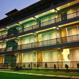 GP Golden Palm Meadows Resorts, hotel em Māvalli
