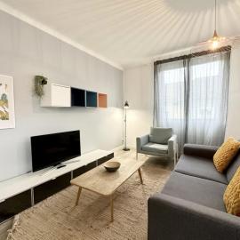 LE LUTZ - Moderne Spacieux - Hyper Centre - Parking, hotel in Mont-de-Marsan