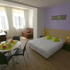 KOSY Appart'Hôtels - Le Cours Moreau, hotel Mâconban
