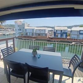 Waterfront - 8 commodore life on the water 3 BR
