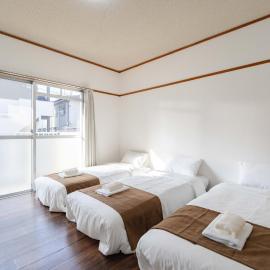 Kasuga Good Place House، فندق في Kasuga