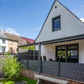 Ferienhaus Charlotta mit Terrasse