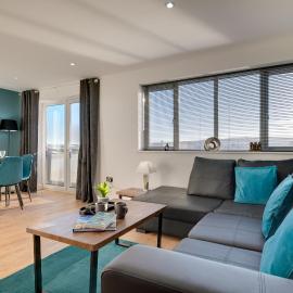 Swan Apartments 2B Modern Staycation City Retreat