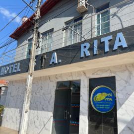 Hotel Santa Rita، فندق في Amarante do Maranhão