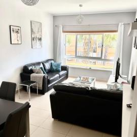Cabanas Penthouse Apartment، فندق في كاباناس دي تافيرا