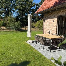 Ferienhaus Calluna Stilvolle Doppelhaushälfte in der Lüneburger Heide, Hunde willkommen