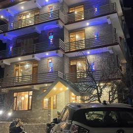 Liora Stays, отель в городе Palchān
