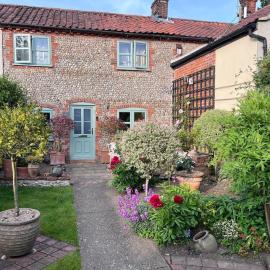 Pet Friendly, Border Cottage, Norfolk
