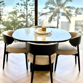 Beachfront Ocean View Apartment in Surfers Paradise - Saltwater Luxe 1BR, hotel in Surfers Paradise