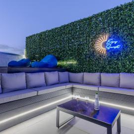 Modern house with sea views, pool and a chillout terrace, hotel din Mogán