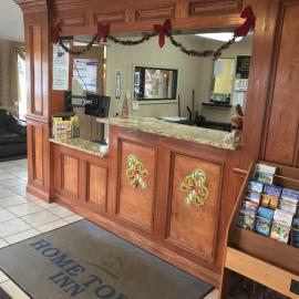 Home Town Inn, hotel sa Flint