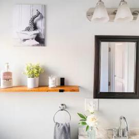 Jennifer's Modern Federal Hill Apt w Private Deck