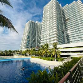 Azure North - Aurora Sky, hotel din San Fernando