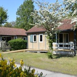 Camping L'Orée du Bois، فندق في رانج دو فليرس