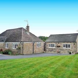 Cherry Blossom Cottage in Kettlesing