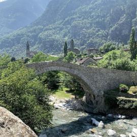 Apartment with terrace, paradise for hikers