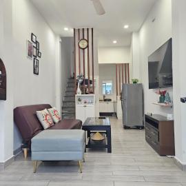 LoCo Fully Equipped House - 2BR3WS, hotel Ho Si Minh-városban