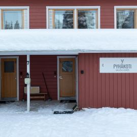 Pyhäkoti C - 30 Metres From the Slopes - Valkea Homes, hotel a Pyhätunturi